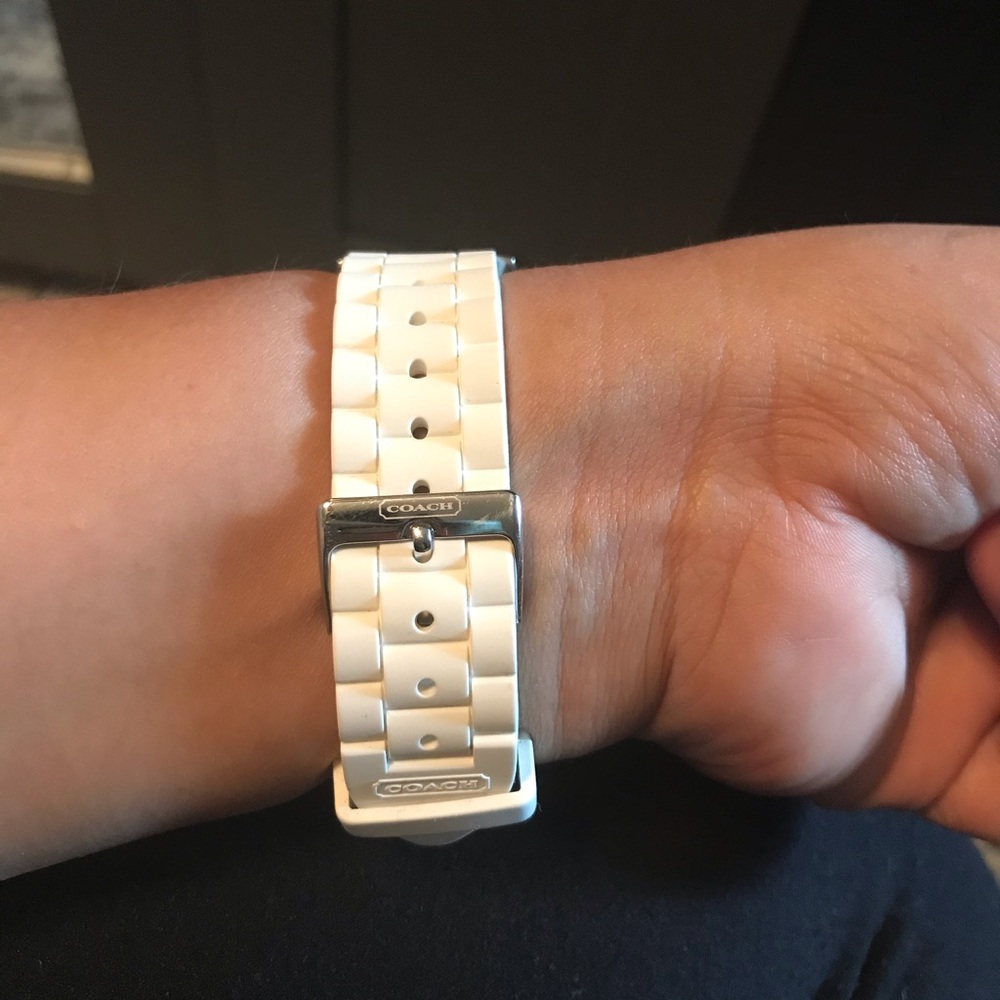 Coach Watch - Picture 3 of 4